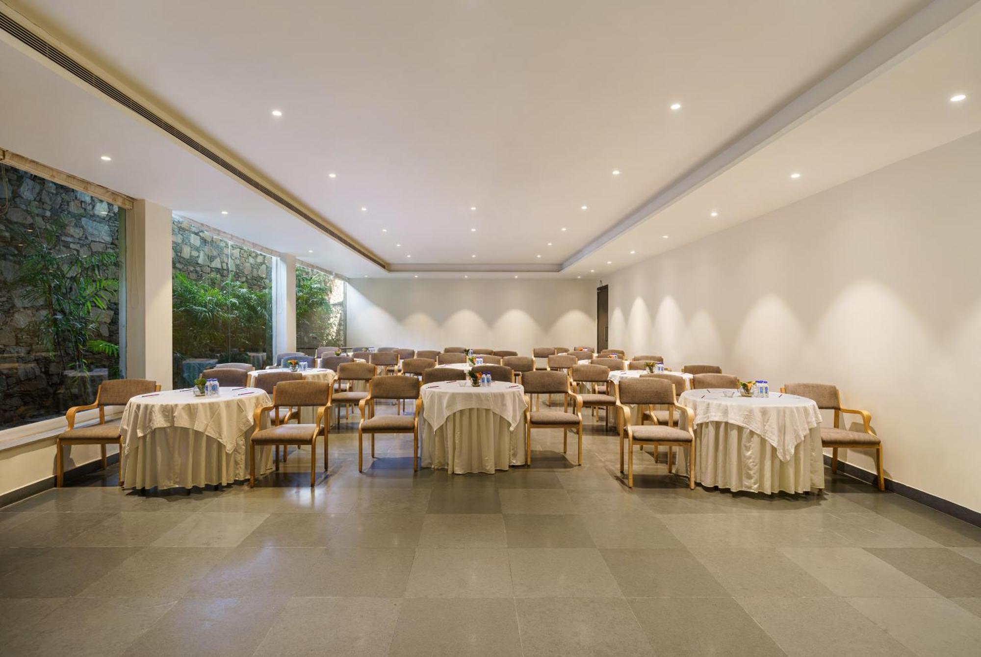 Tatsaraasa Resort & Spa, Udaipur Exterior photo